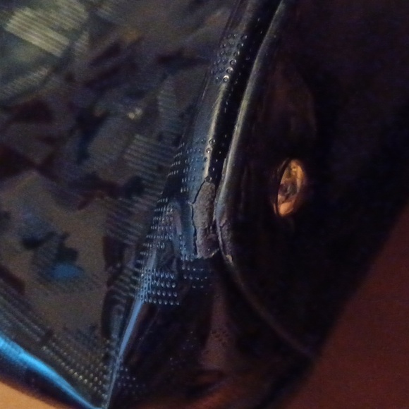 > Michael Kors Black and Cream Monogram Tote - Picture 6 of 10